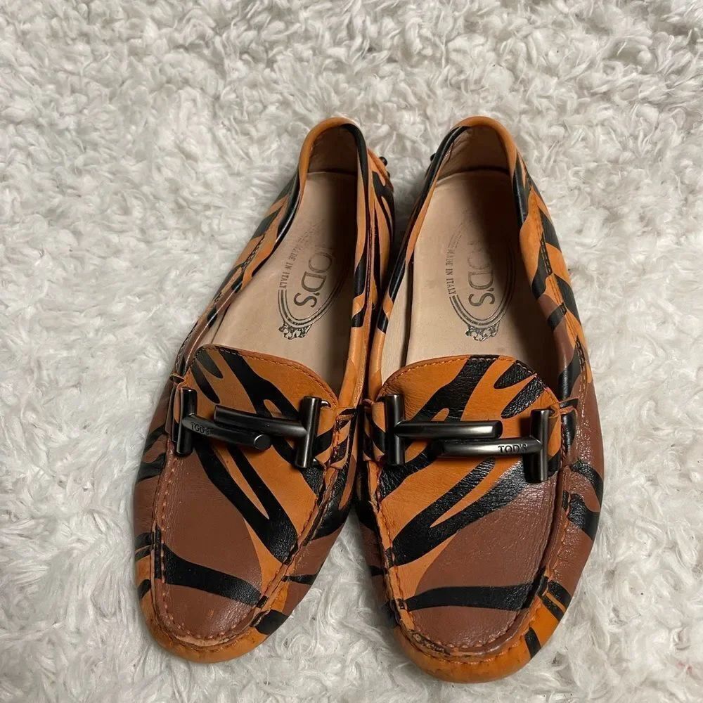 Tod’s Military print leather loafers Brown,black & orange metal Double T SZ4.5